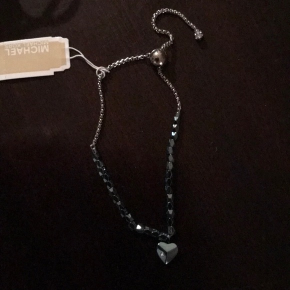 Michael Kors pavé heart bracelet - Picture 2 of 7